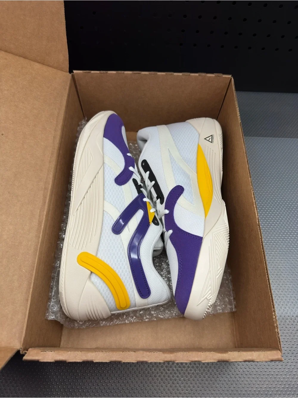 Puma TRC Blaze Court